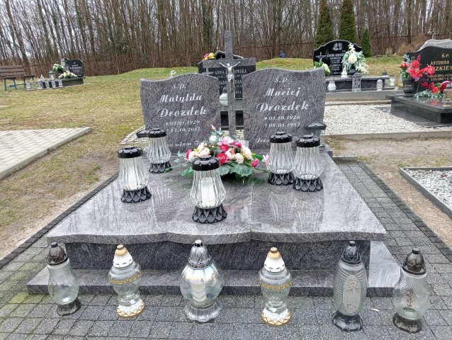 Grób Stanisław Drozdek